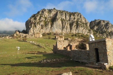 Gallina Pelada (serra d'Ensija)