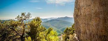 Cap de setmana d' iniciació i perfecionament d'escalada a Arbolí